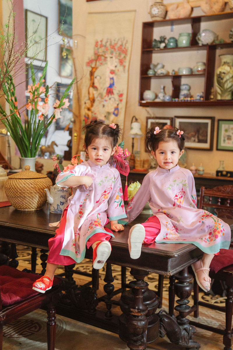 Áo dài tiểu tất niên